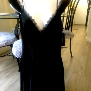 Lulu’s black new short dress size large